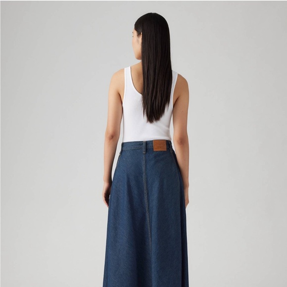 Levi’s Maxi Skirt - Picture 2 of 5